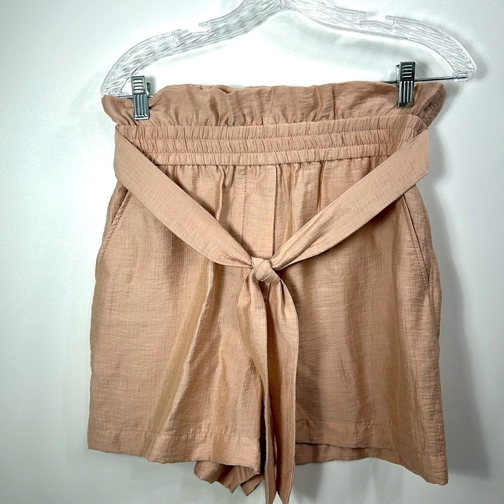 3.1 Phillip Lim light rose paper bag shorts size 4. NWT.